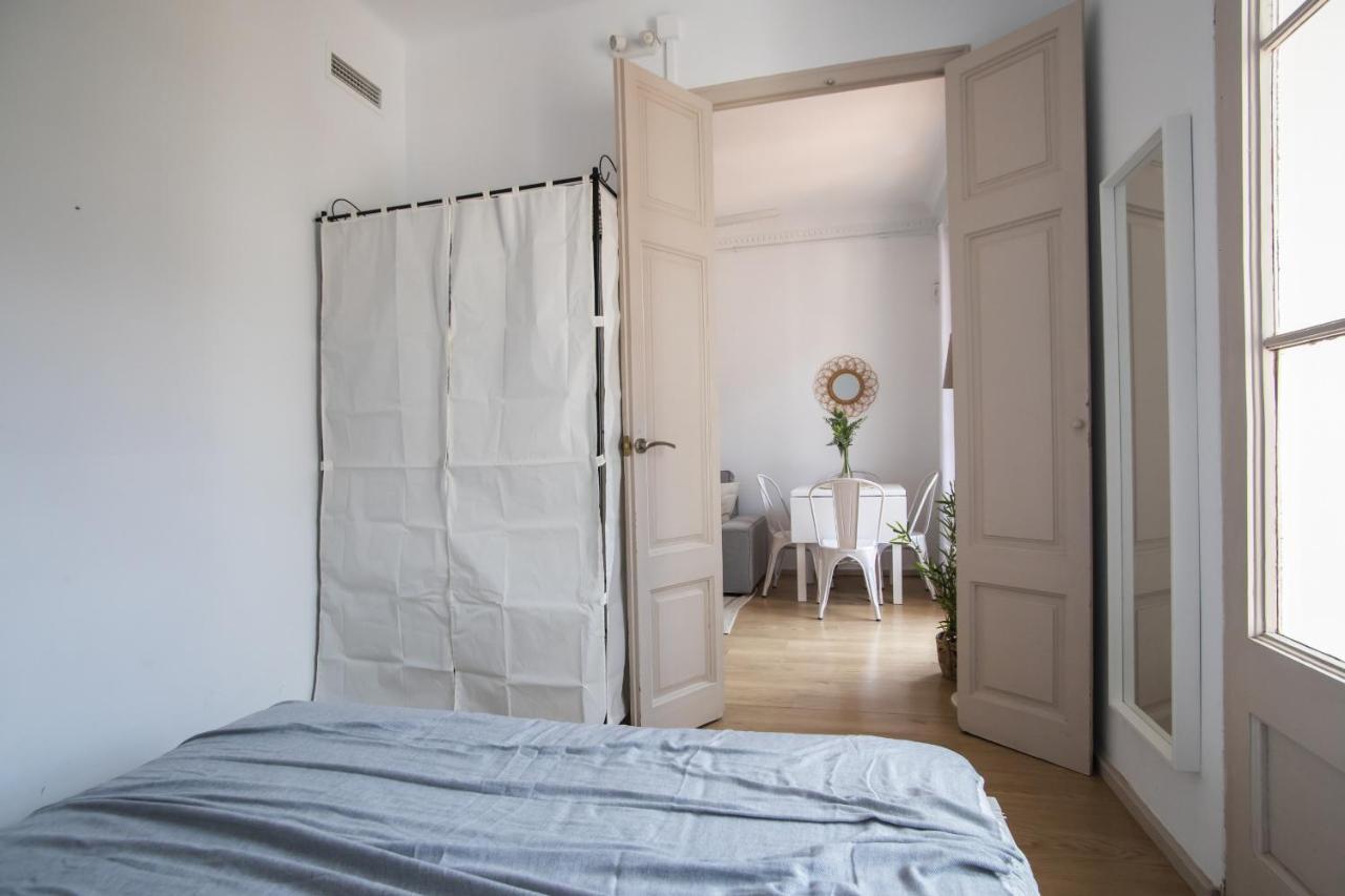 32Par1009 - Big And Spacious Apartment Downtown برشلونة المظهر الخارجي الصورة